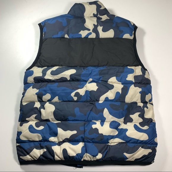 NWOT Blue Camouflage Puffer Vest Size 10 - Picture 5 of 5